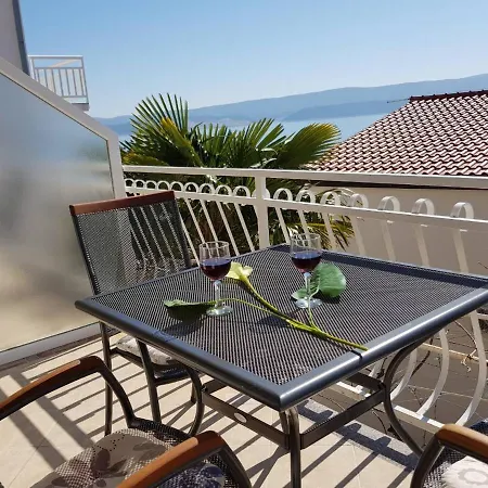 Πανσιόν Aba 4*