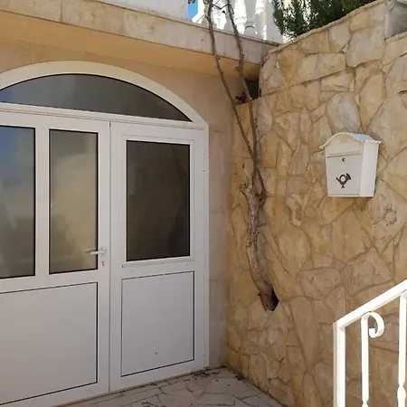 Aba Πανσιόν Stanici